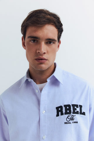Camisa Manga Larga con Parche Delantero
