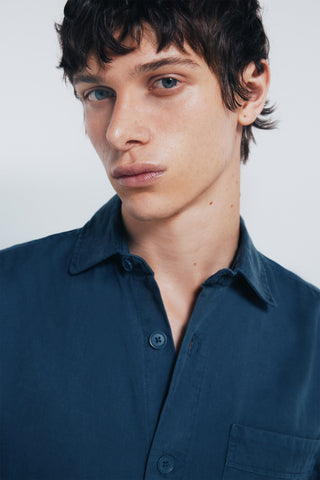 Camisa Manga Larga con Bolsillo Delantero