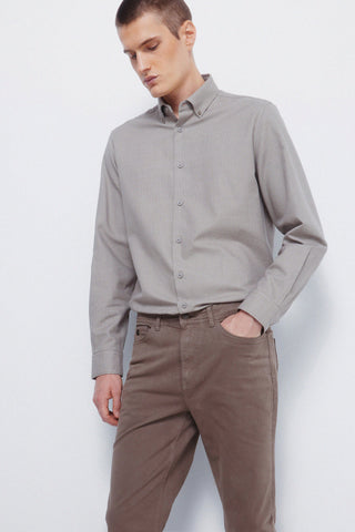 Pantalón Slim Fit con Bolsillos