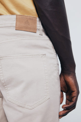 Pantalón Slim Fit con Bolsillos