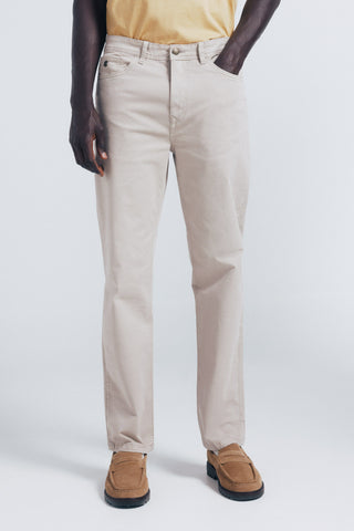Pantalón Slim Fit con Bolsillos
