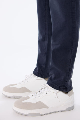Jeans Slim Fit con Bolsillos