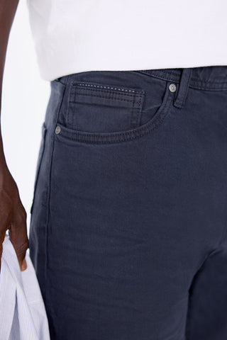 Jeans Slim Fit con Bolsillos
