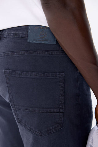 Jeans Slim Fit con Bolsillos