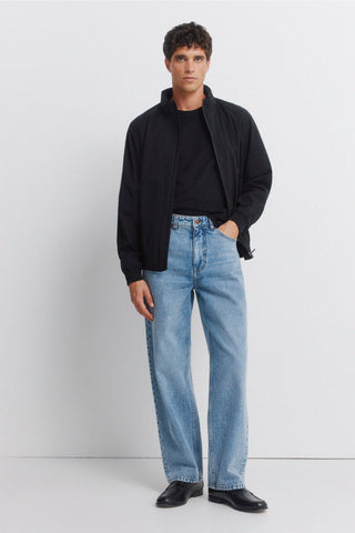 Chaqueta Cuello Alto con Tejido Repelente al Agua