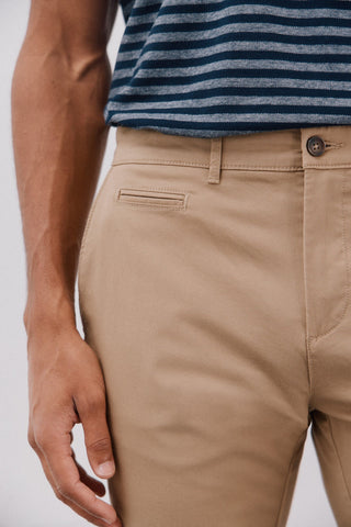 Pantalón Slim Fit con Bolsillos
