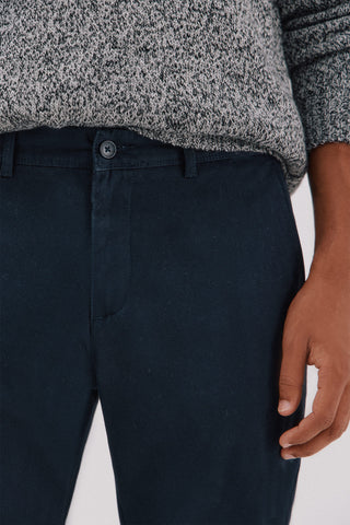 Pantalón Slim Fit Talle Medio con Bolsillos