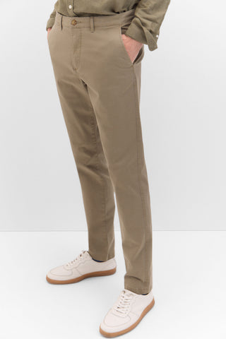 Pantalón Chino Slim Fit