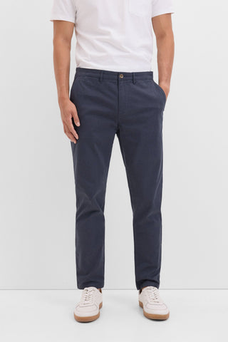 Pantalón Slim Fit con Bolsillos