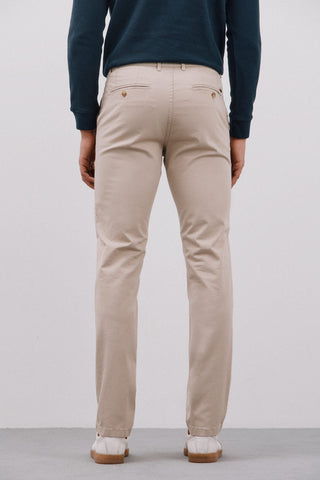 Pantalón Slim Fit con Bolsillos