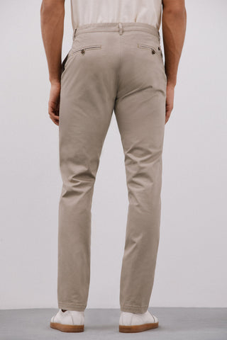 Pantalón Slim Fit con Bolsillos