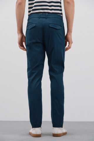 Pantalón Chino Slim Fit con Bolsillos