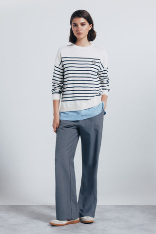 Sudadera con Detalle Bordado Estampado Rayas