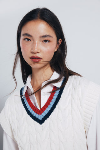 Chaleco de Punto con Detalles Trenzados