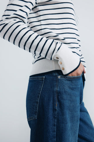 Sudadera Cuello Redondo con Detalle Botones