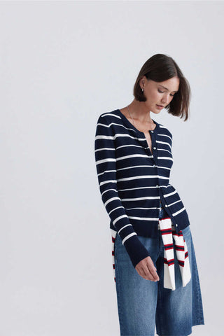 Chaqueta Corta de Punto con Botones