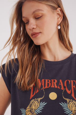 Camiseta Manga Corta con Gráfico