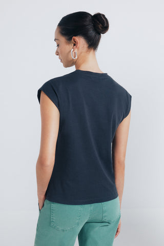 Camiseta Manga Corta con Tachuelas