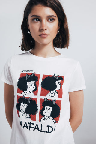 Camiseta Manga Corta con Gráfico Mafalda