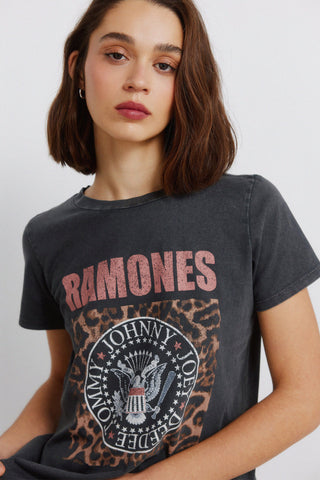5.T.A.Licencia Ramones Leopardo.