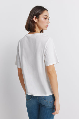 Camiseta Manga Corta con Gráfico Dusty