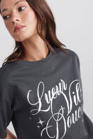 Frqs. Camiseta Gráfica.