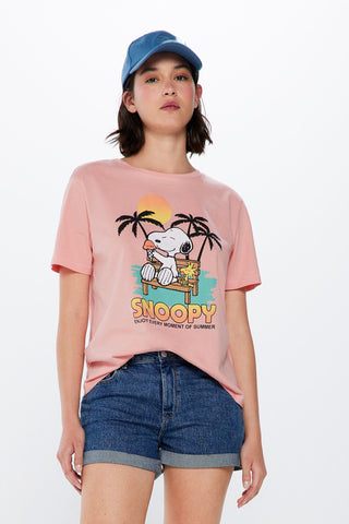 Camiseta Manga Corta con Gráfico "Snoopy"