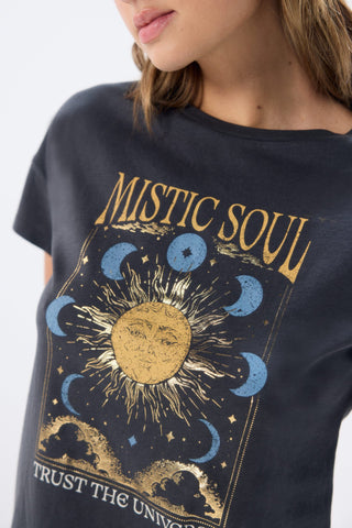 Camiseta Manga Corta con Diseño Gráfico