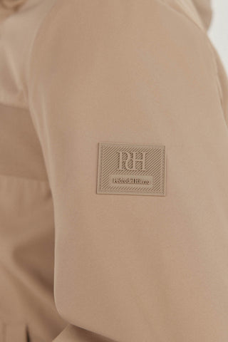 Chaqueta con Tejido Repelente al Agua
