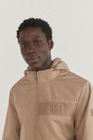Chaqueta con Tejido Repelente al Agua