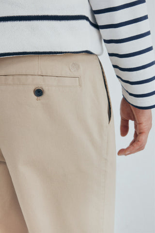Pantalón Slim Fit con Bolsillos
