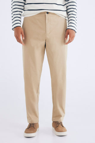 Pantalón Slim Fit con Bolsillos
