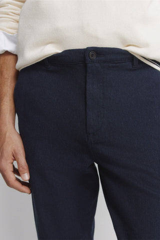 Pantalón Comfort Fit con Bolsillos