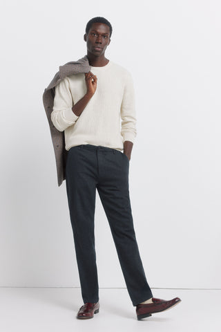 Pantalón Comfort Fit con Bolsillos