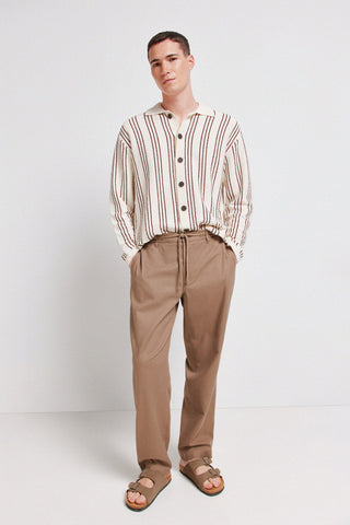 Pantalón Comfort Fit con Cintura Elástica