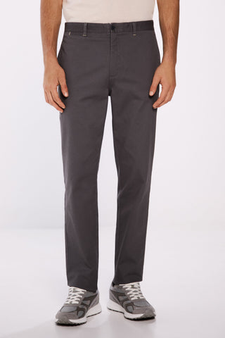 Pantalón Slim Fit con Bolsillos
