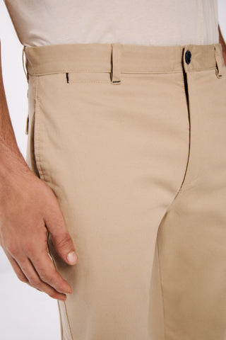 Pantalón Slim Fit con Bolsillos