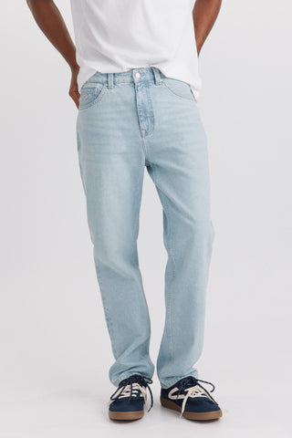 Jeans Straight Claro.