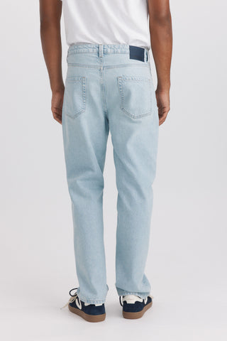 Jeans Straight Claro.