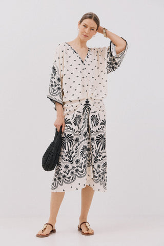 Vestido Estilo Tunica con Estampado Floral.