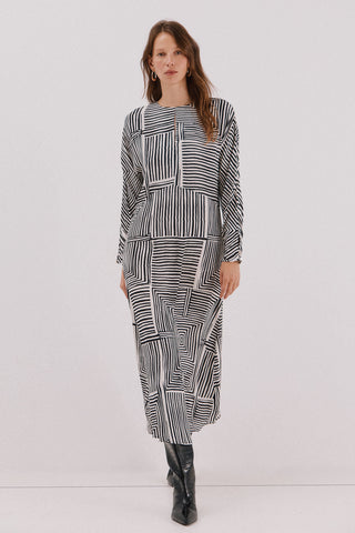 Vestido Midi Manga Larga Estampado Geométrico
