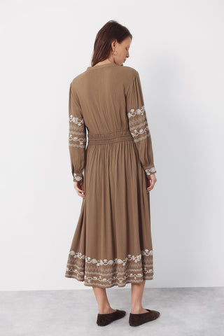 3.T.M.Vestido Bordados.