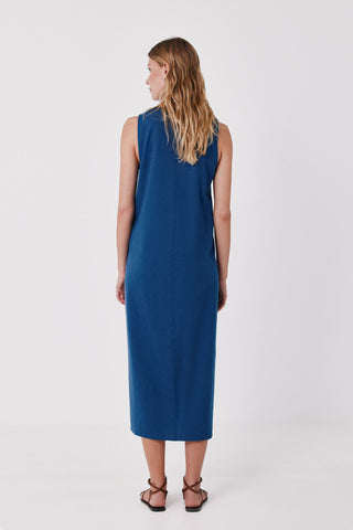1.T.Ki.Vestido Bordado Centro.