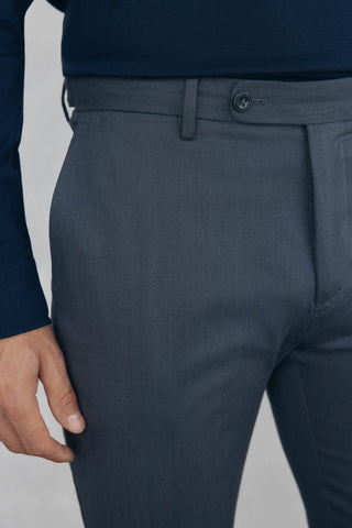 Pantalón Slim Fit con Bolsillos
