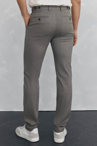 Pantalón Slim Fit con Bolsillos