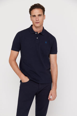Polo Básico con Logo Bordado