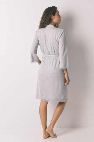 Bata Midi Maternity con Detalle de Encaje