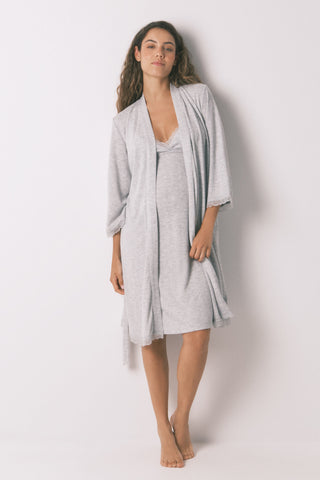 Bata Midi Maternity con Detalle de Encaje