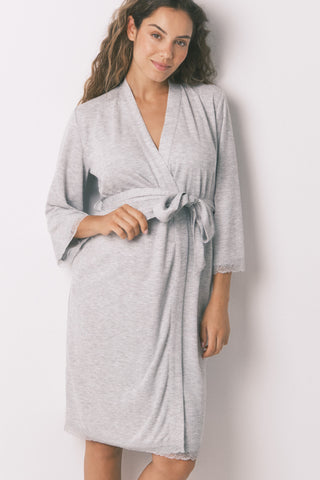 Bata Midi Maternity con Detalle de Encaje