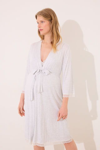 Bata Midi Maternity con Detalle de Encaje